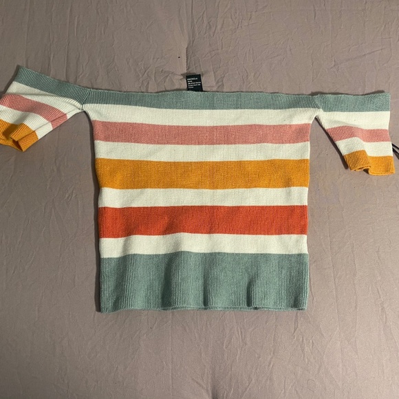 Off the shoulder top - Picture 1 of 1